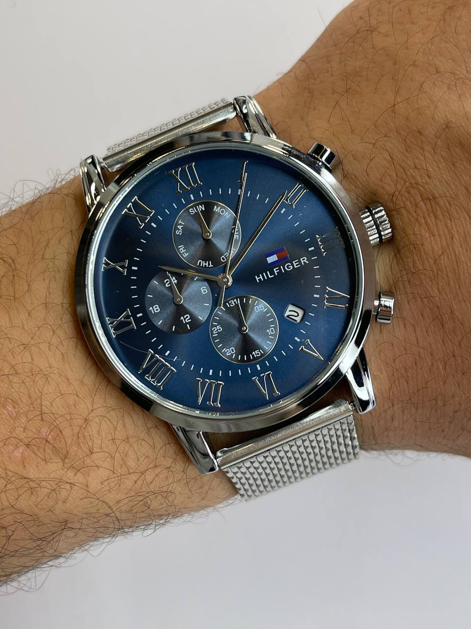 Tommy Hilfiger-Silver Mesh Strap Blue Dial