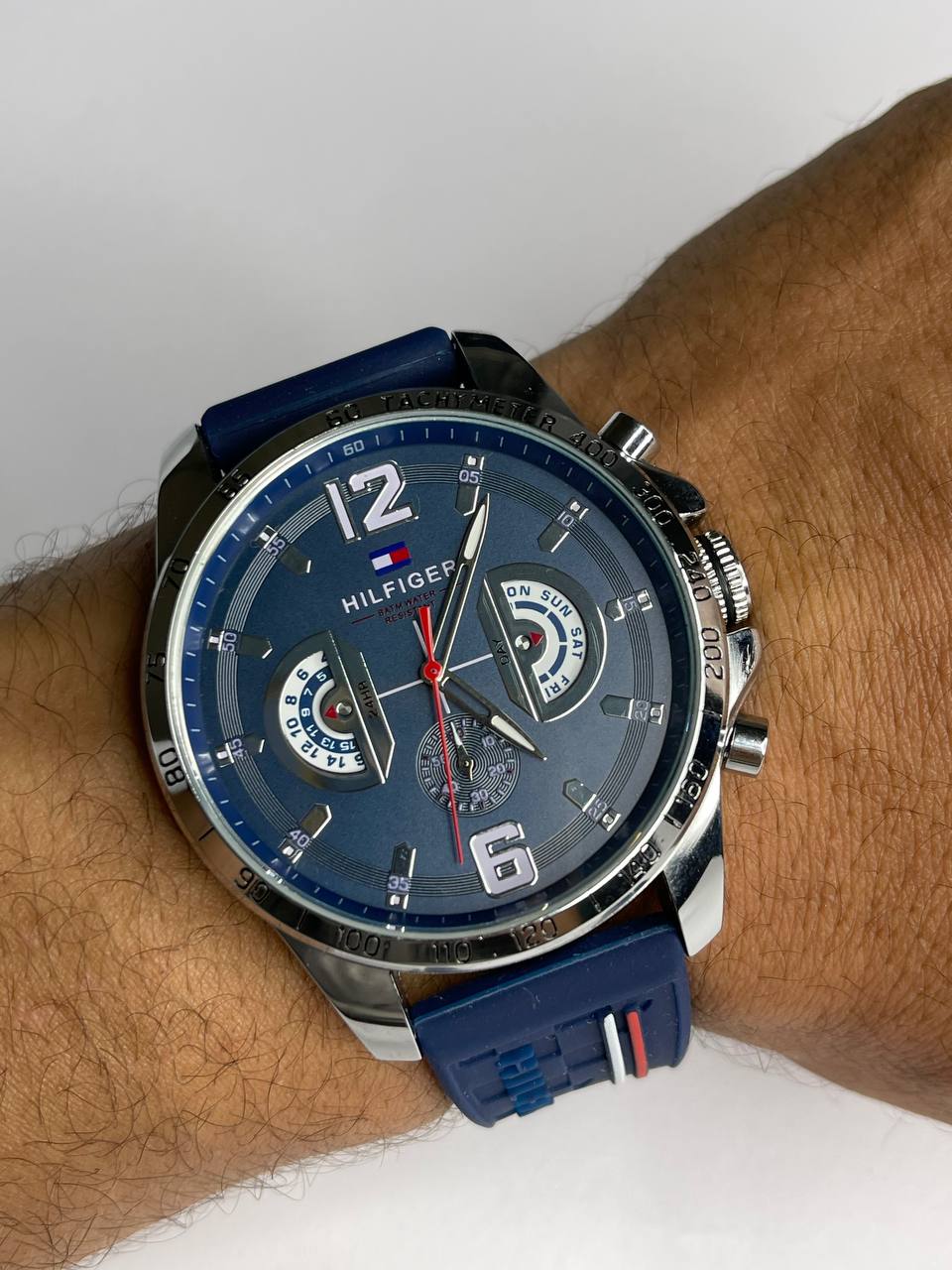 Tommy–Blue Rubber Strap Silver Case Black Dial